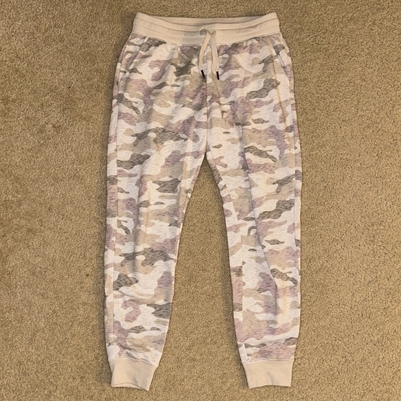 Old Navy Pants - Old Navy